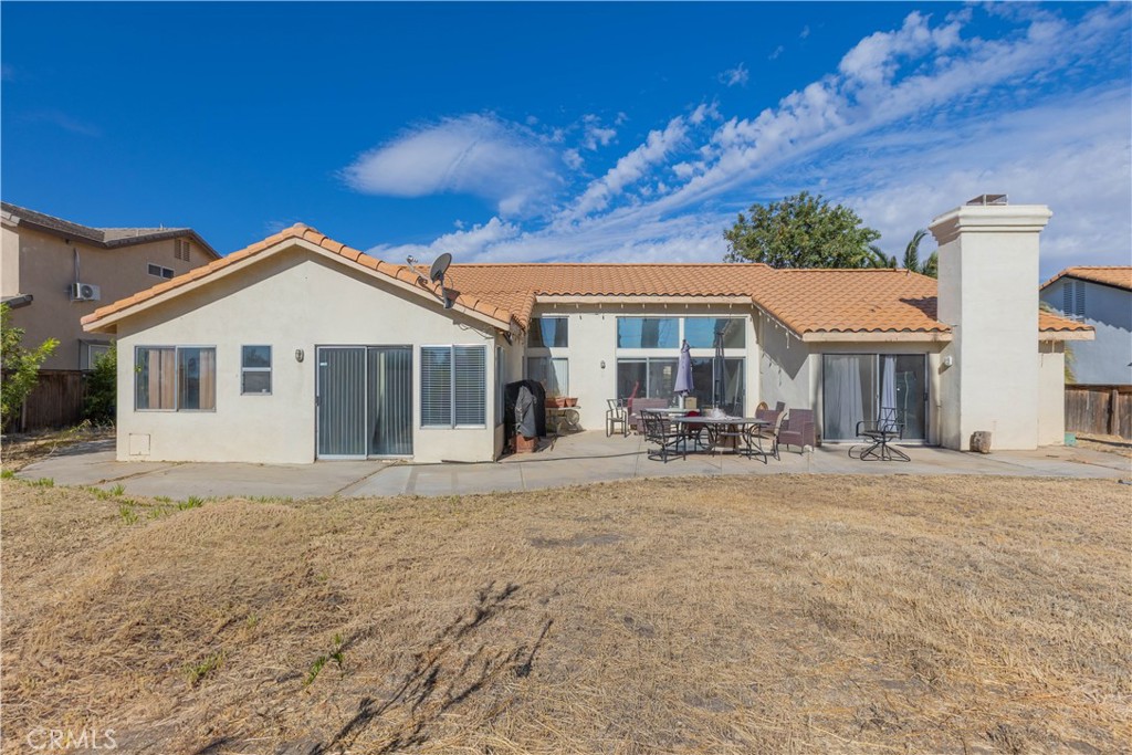 main property photo 5