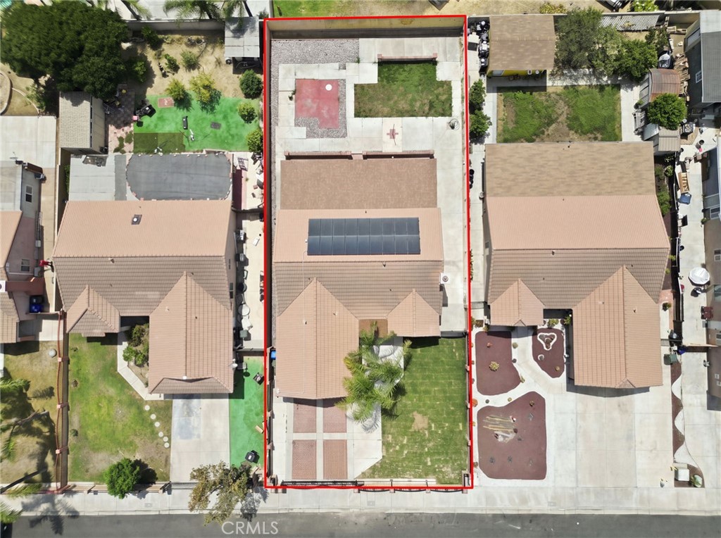 main property photo 30
