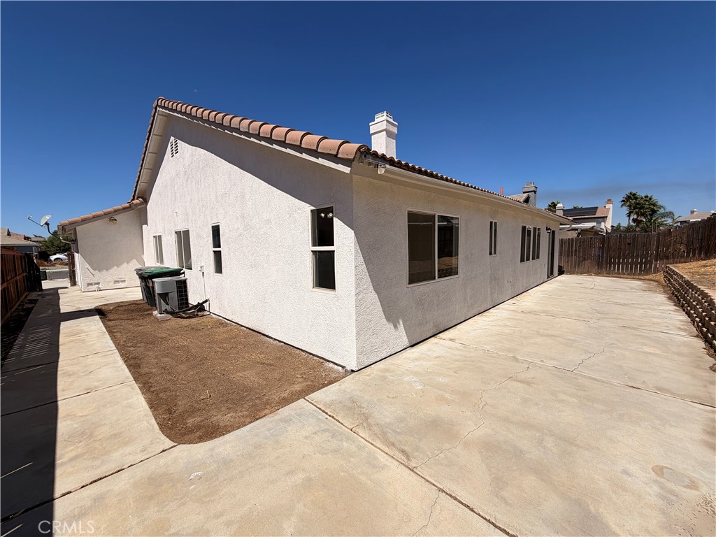 main property photo 15