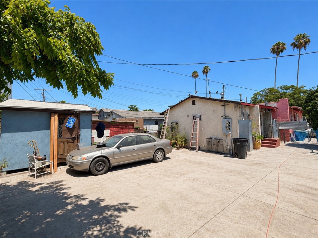 main property photo 25