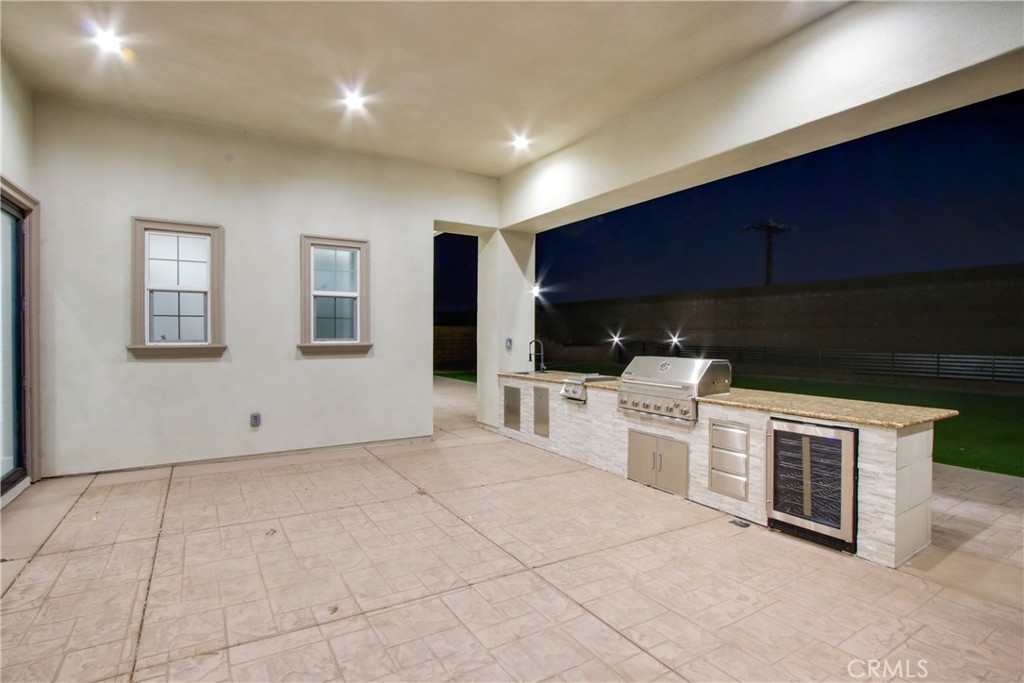 main property photo 47