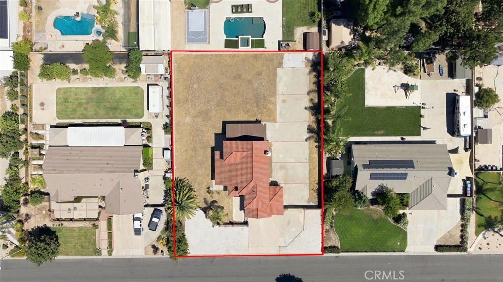main property photo 47
