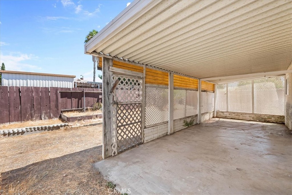 main property photo 20