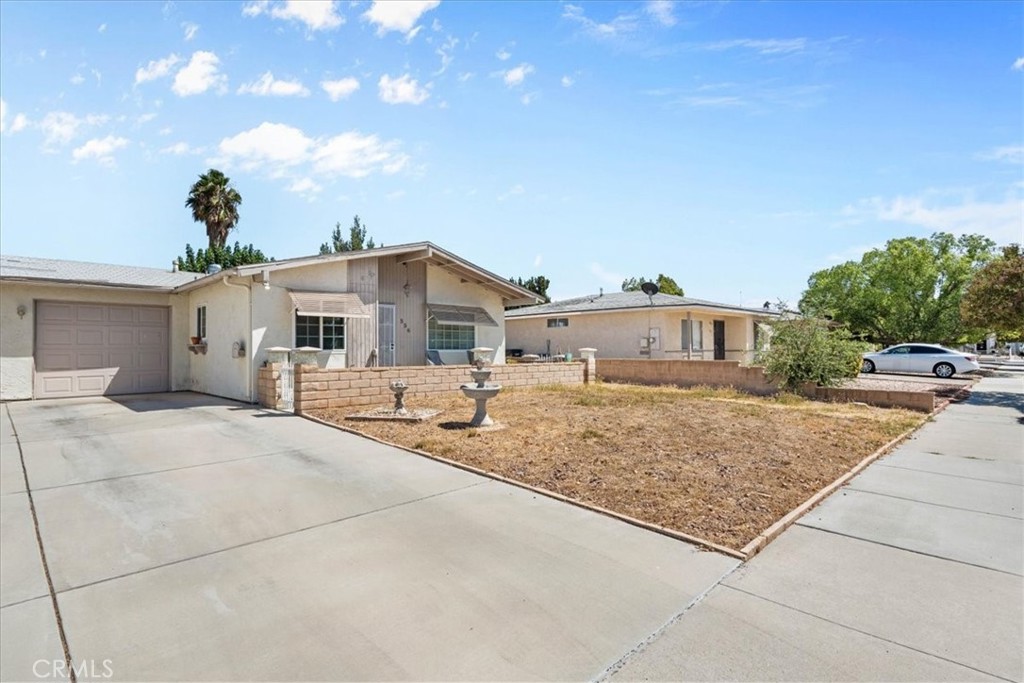 main property photo 25