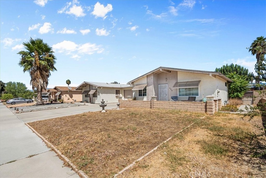 main property photo 29