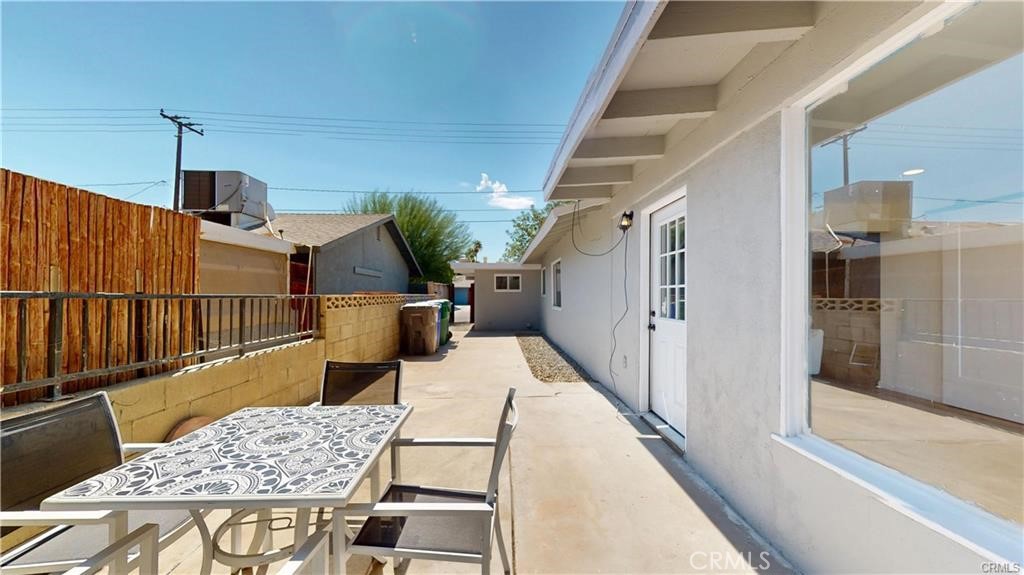 main property photo 28
