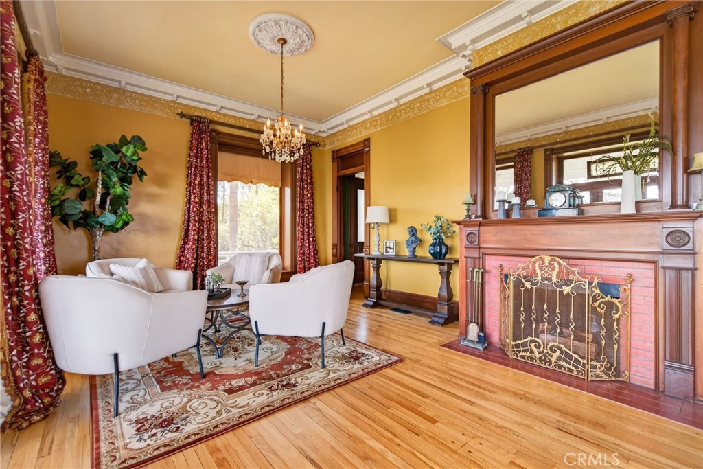 main property photo 19