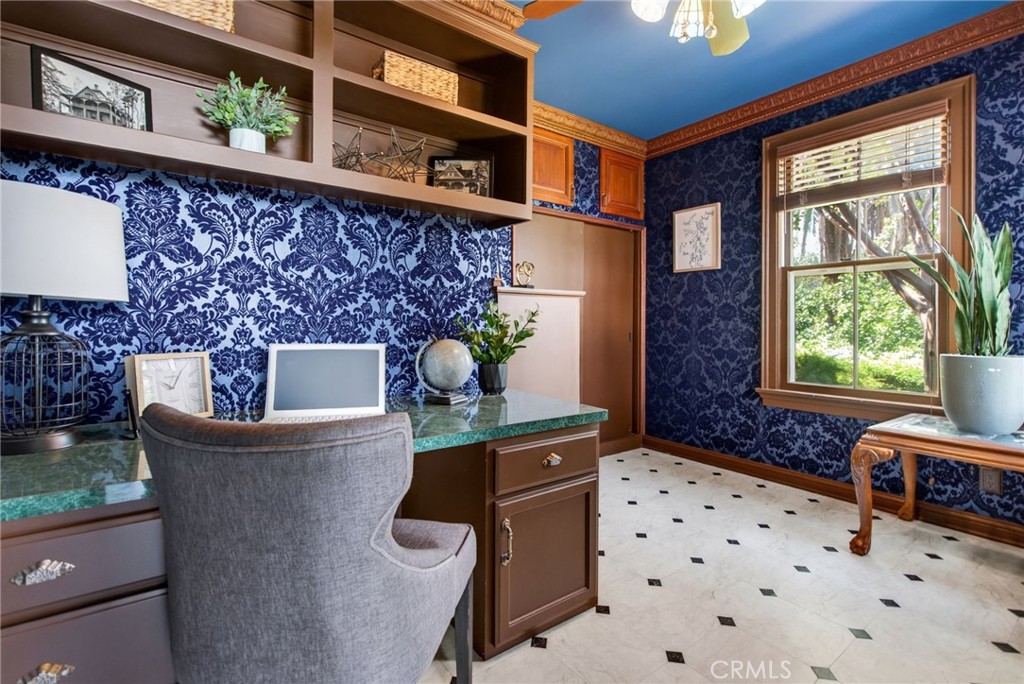 main property photo 40