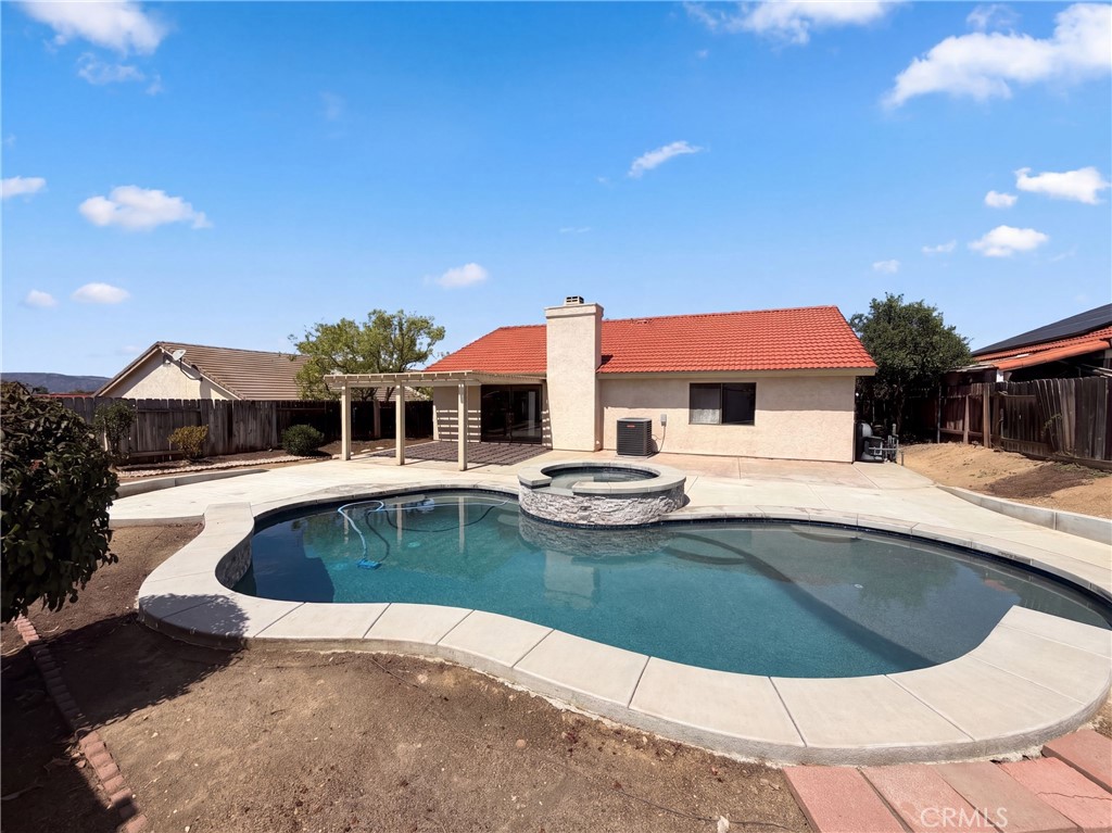 main property photo 21