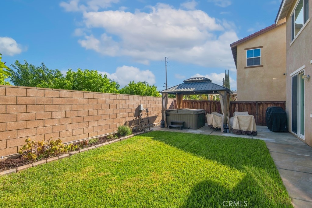 main property photo 27