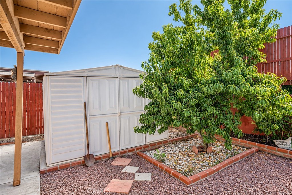 main property photo 34