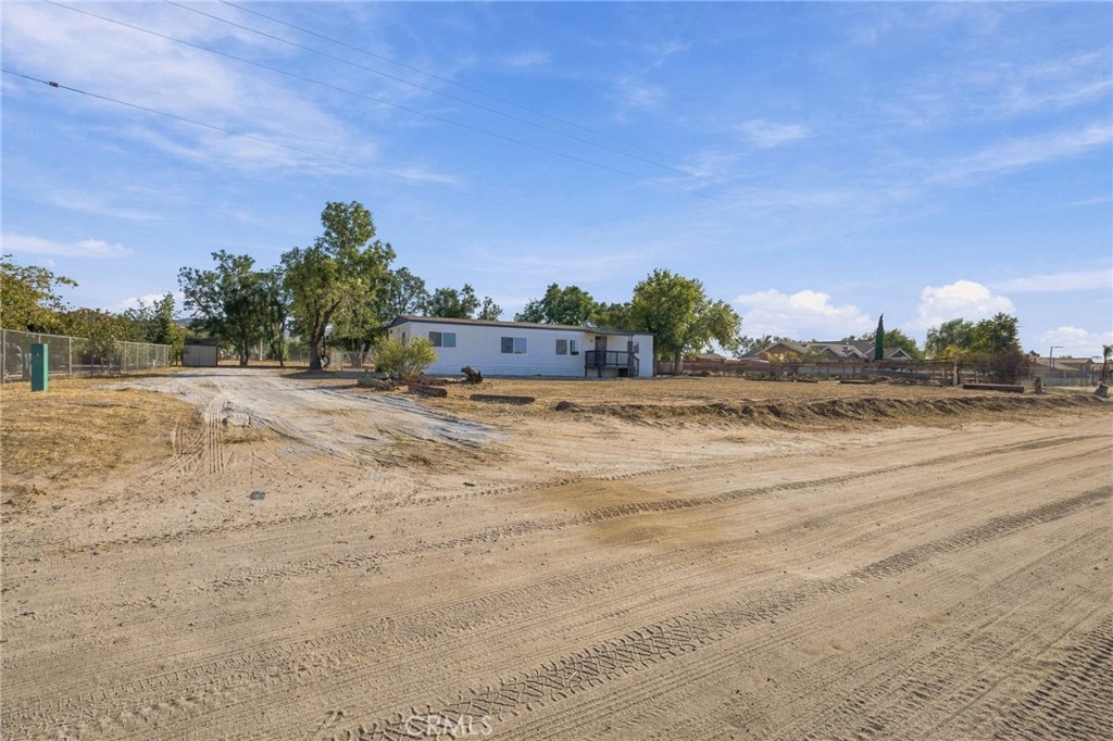 main property photo 5
