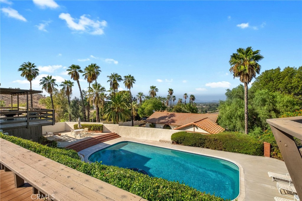 main property photo 66