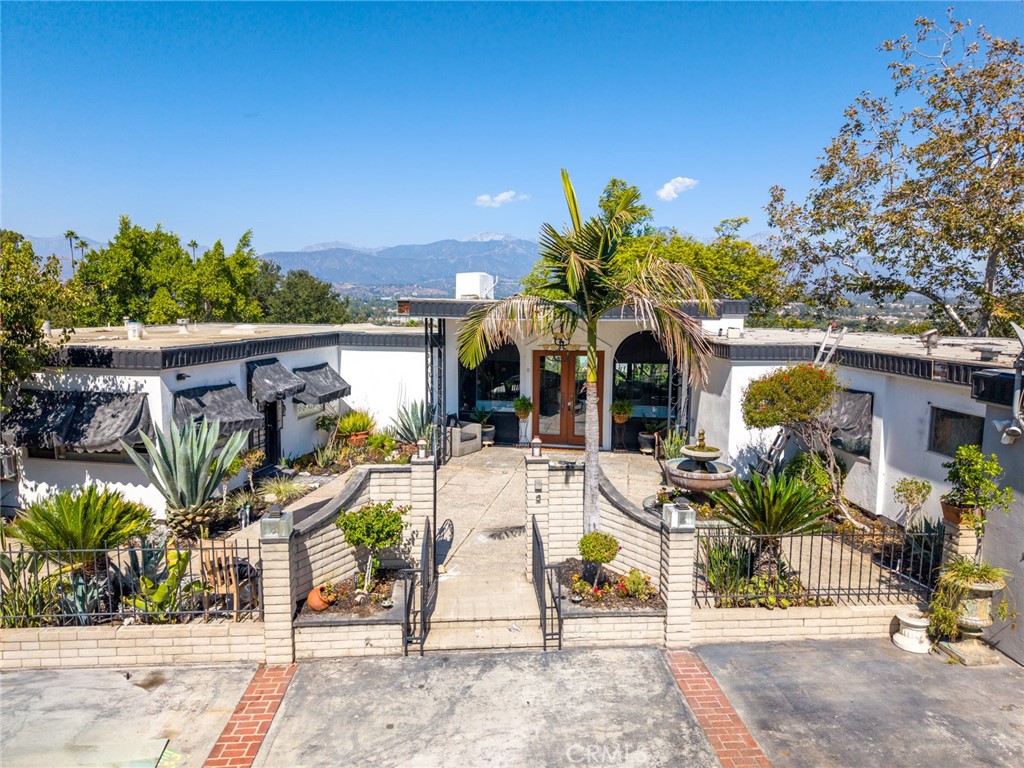 main property photo 14