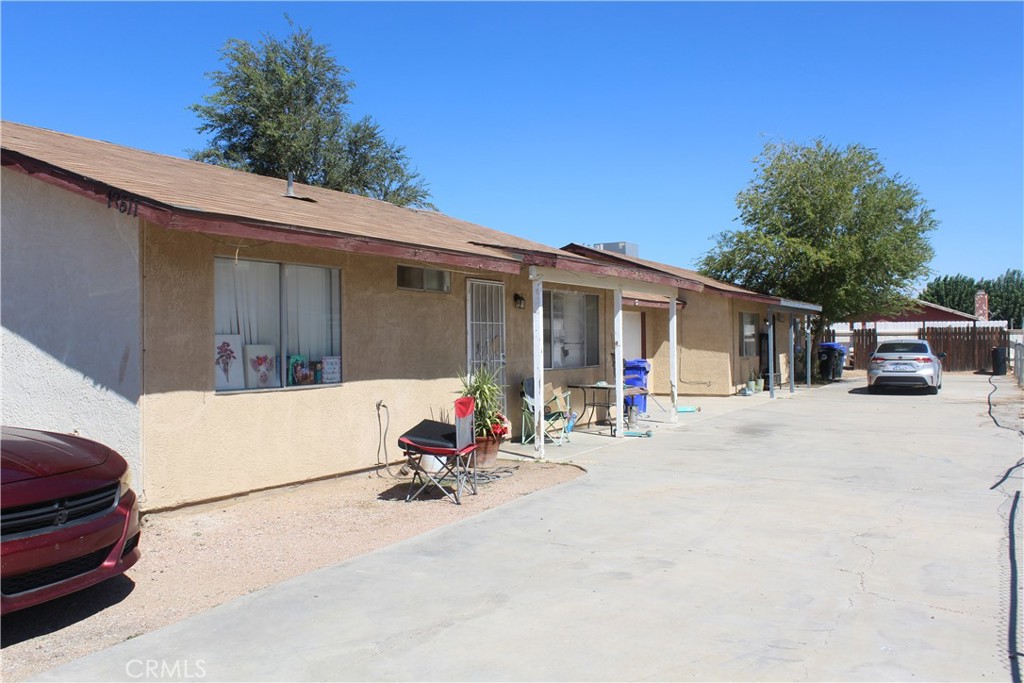 main property photo 6