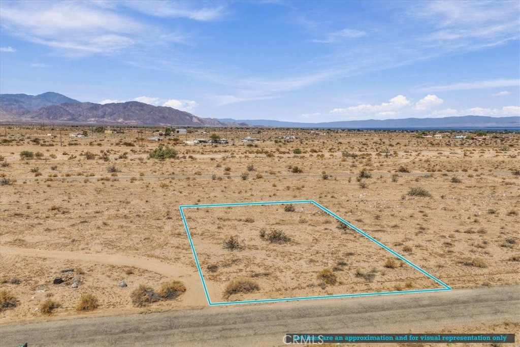 main property photo 9