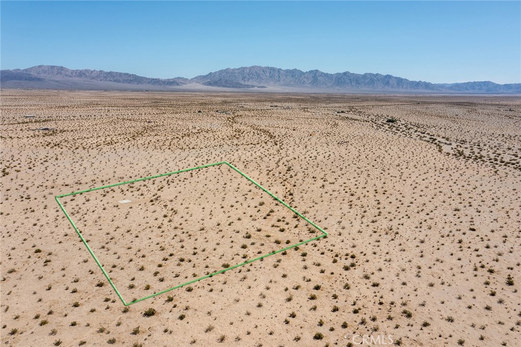 main property photo 13