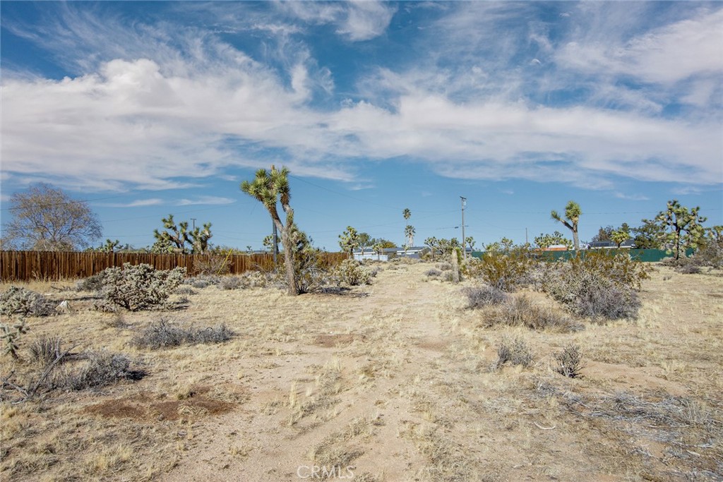 main property photo 14