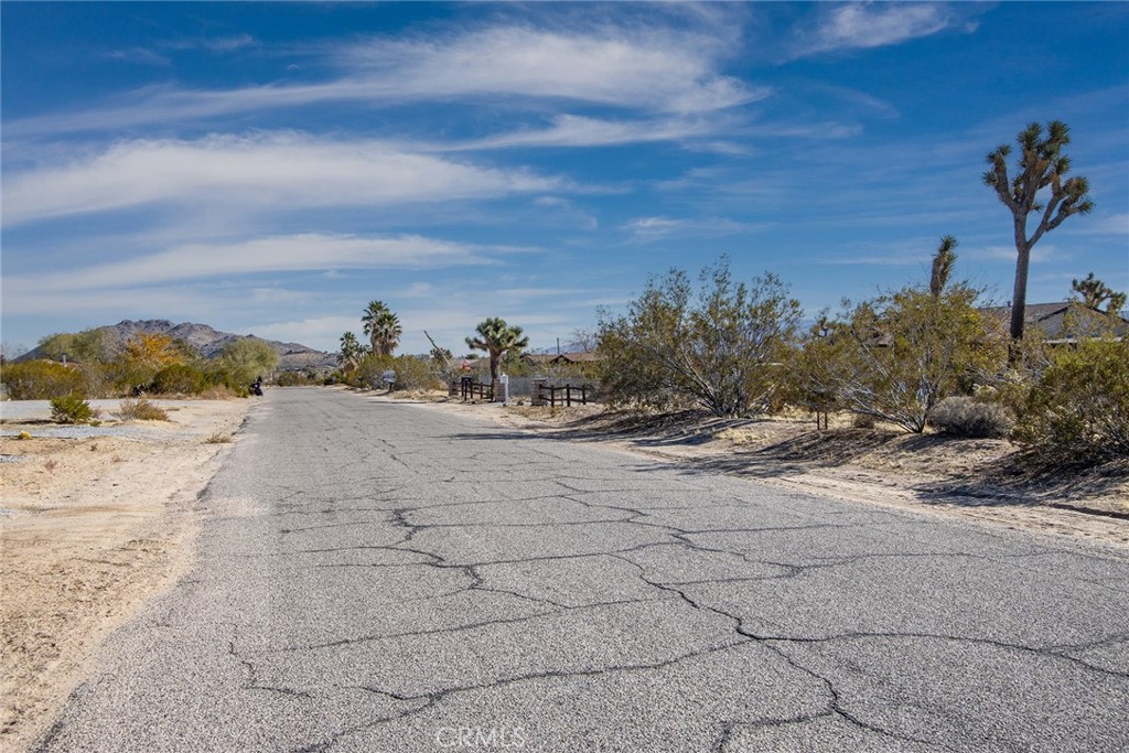 main property photo 9