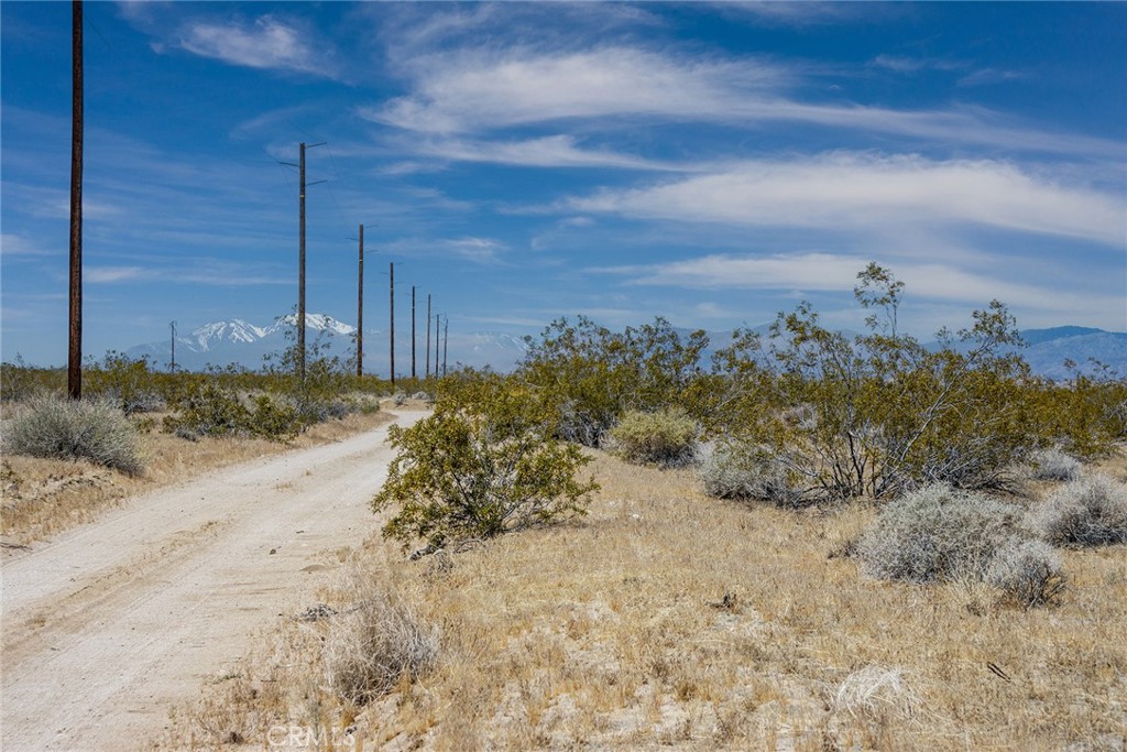 main property photo 13