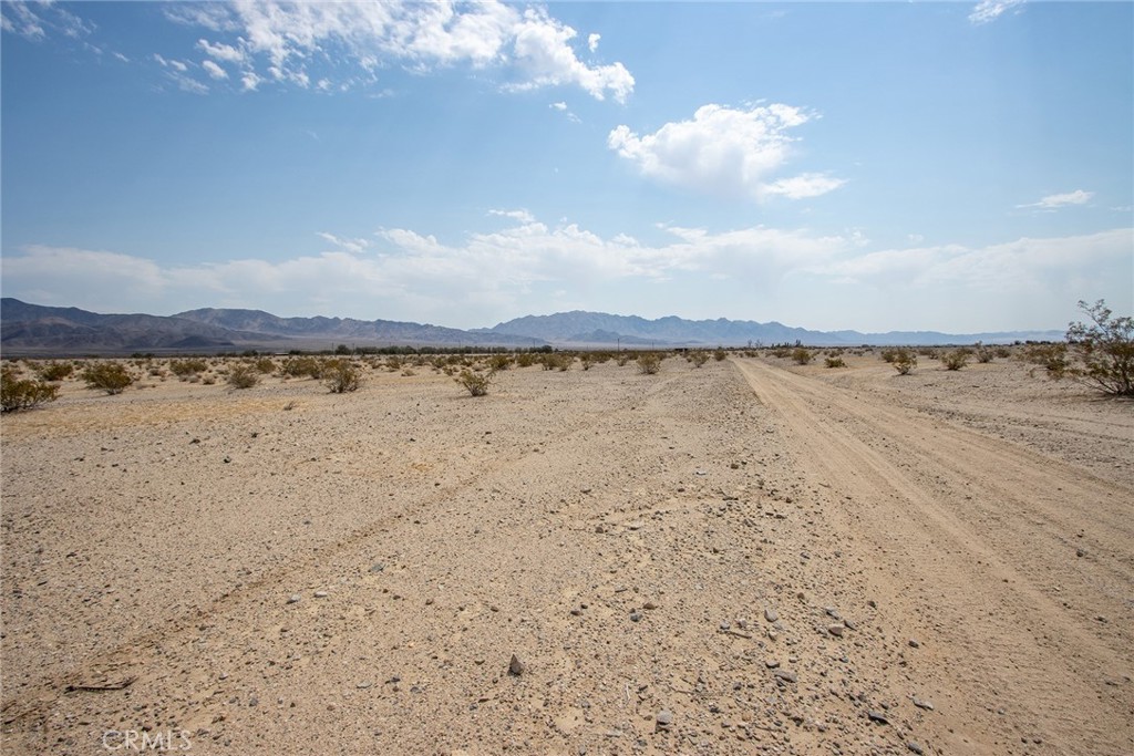 main property photo 8