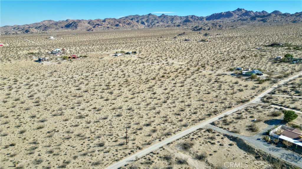main property photo 5