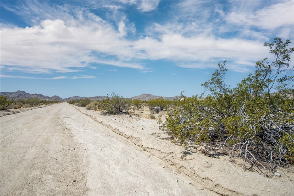 main property photo 12