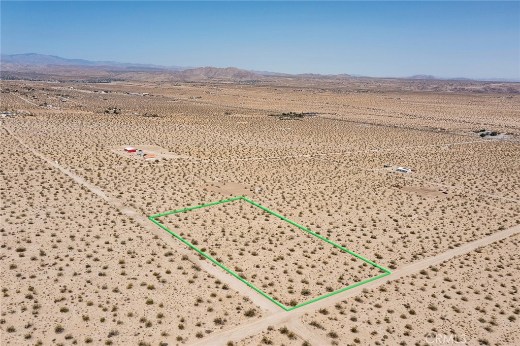 main property photo 6