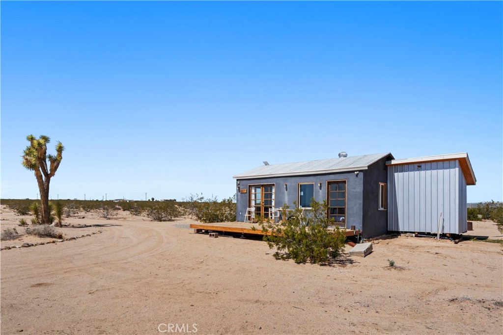 main property photo 7