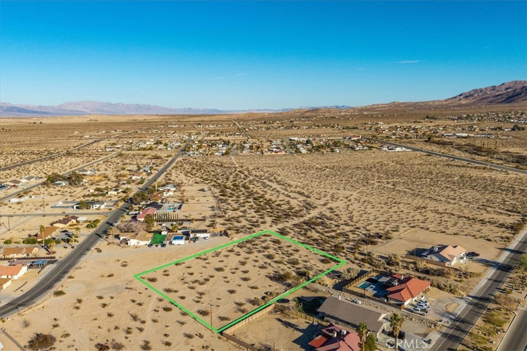 main property photo 14