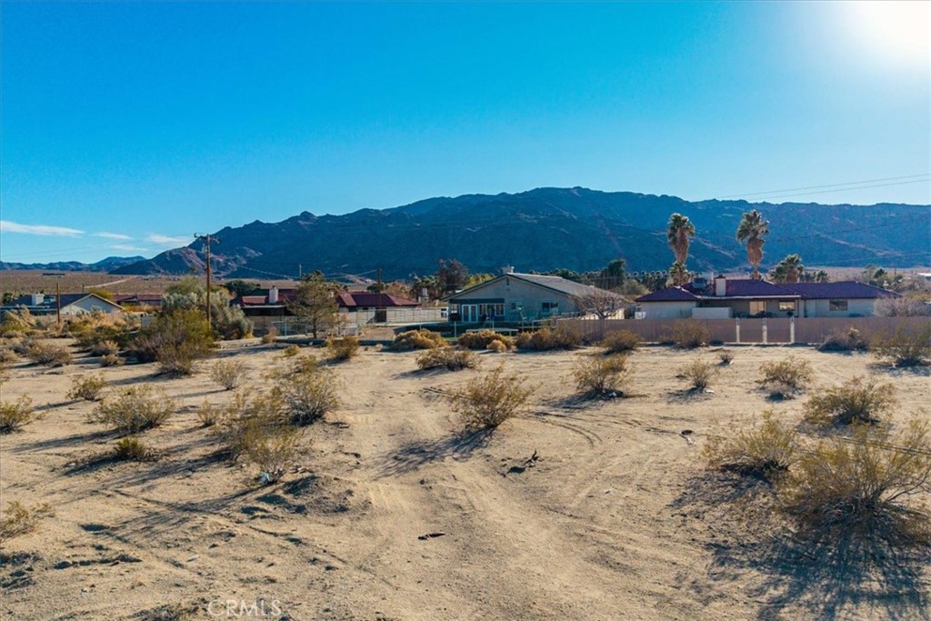 main property photo 7