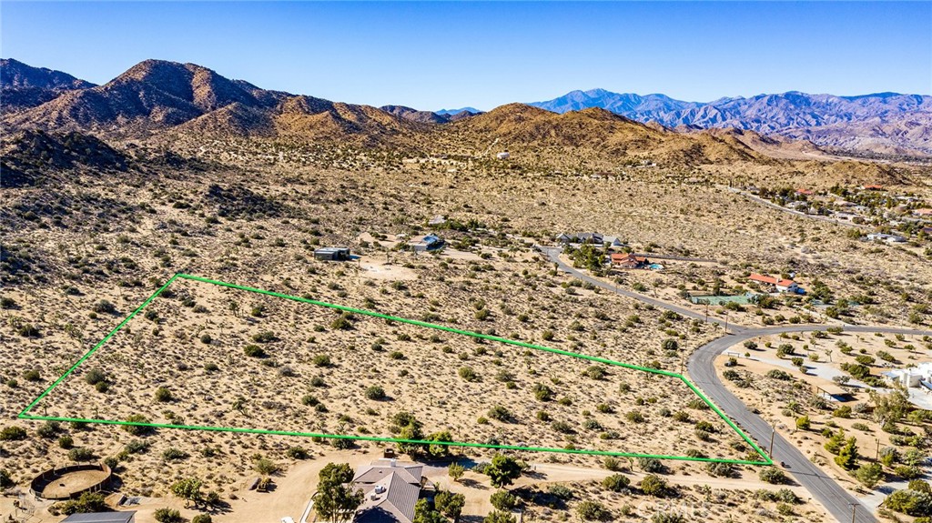 main property photo 16