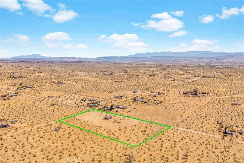 main property photo 16
