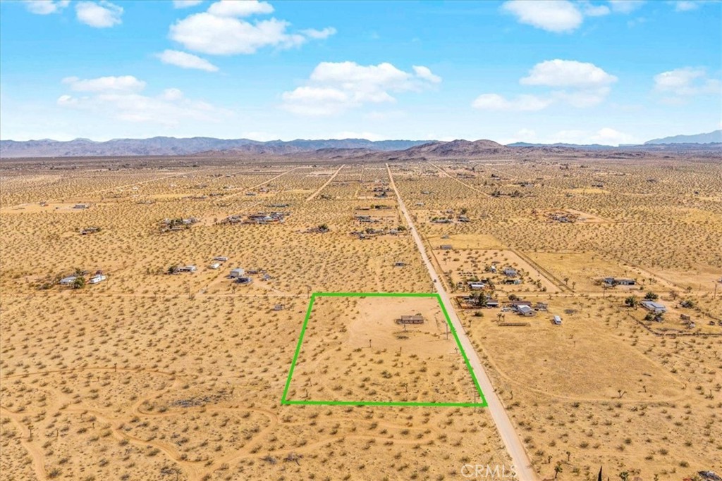 main property photo 17