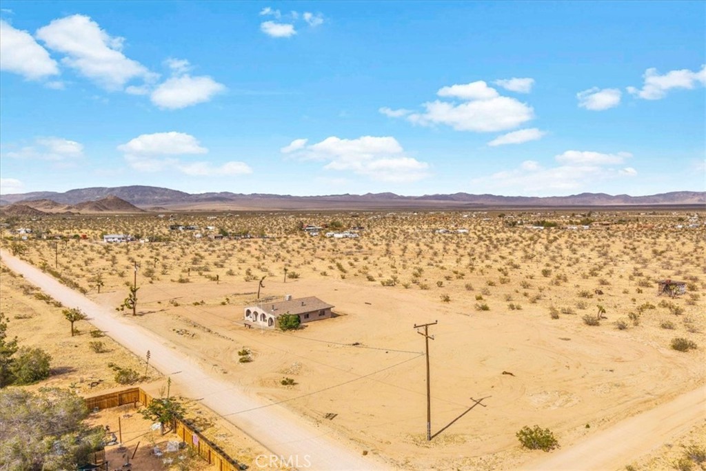 main property photo 22