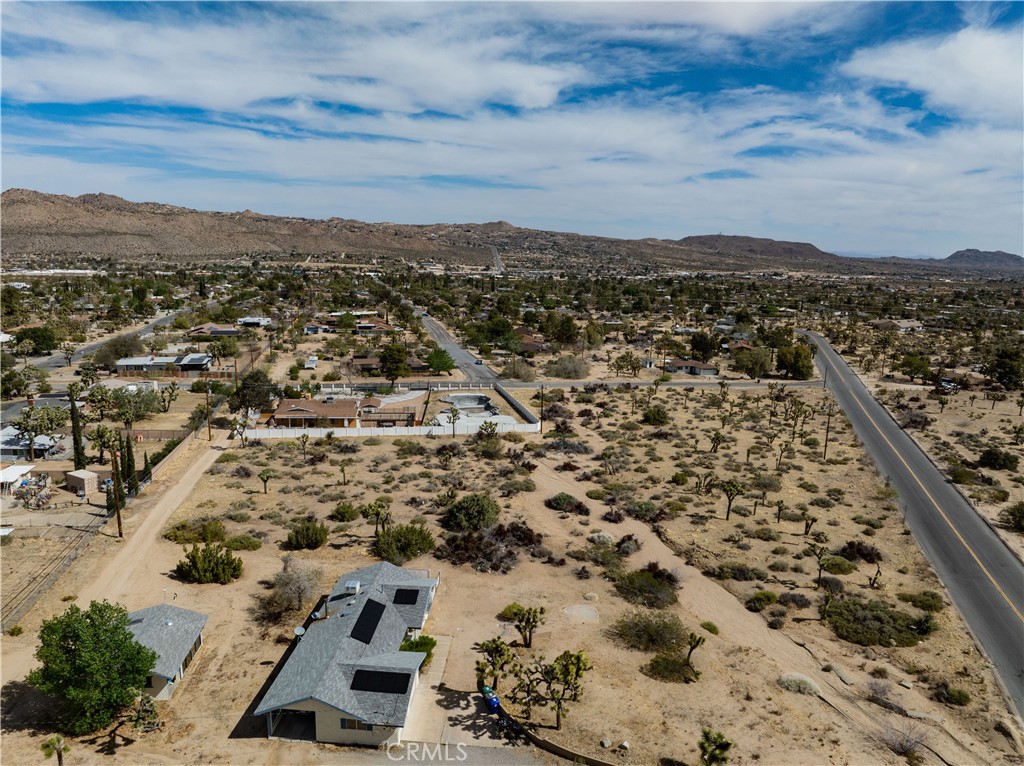 main property photo 10