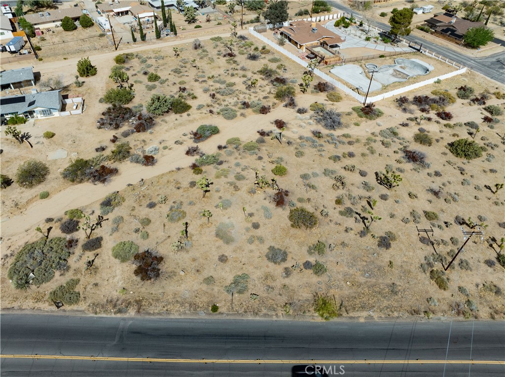 main property photo 28