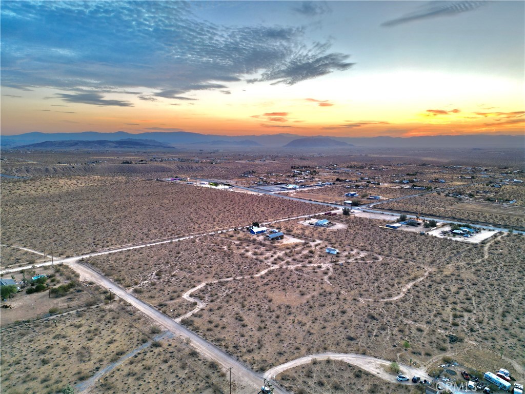 main property photo 19