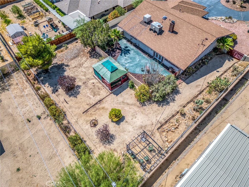 main property photo 41