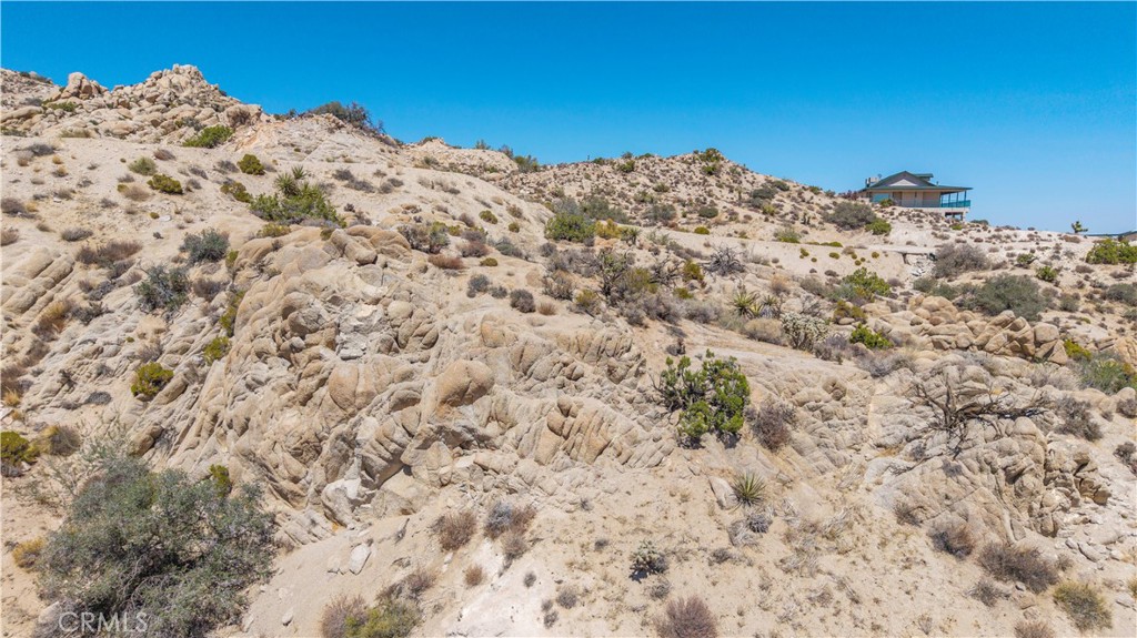 main property photo 25