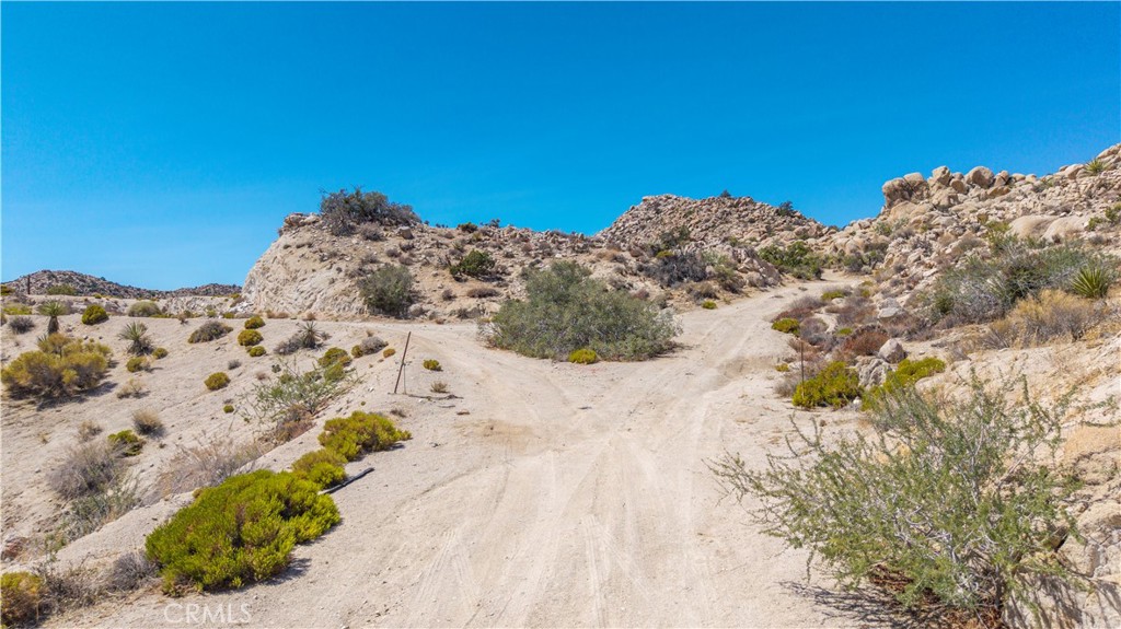 main property photo 31