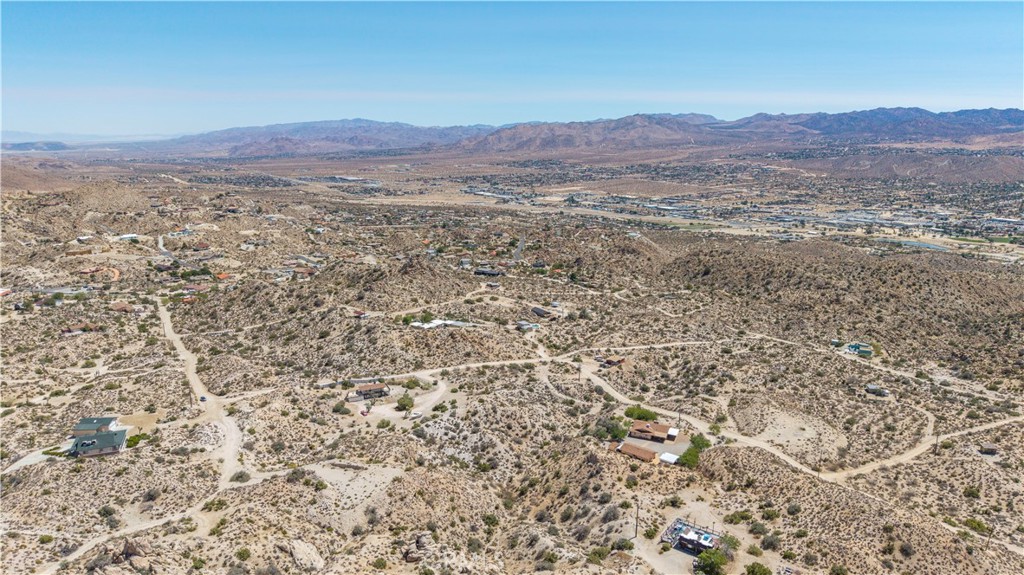 main property photo 6