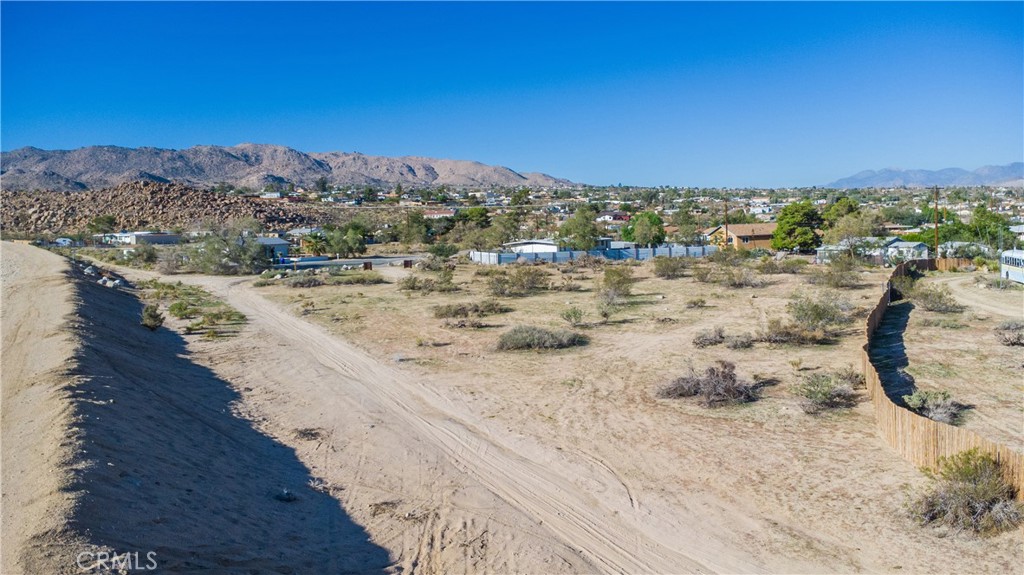 main property photo 4