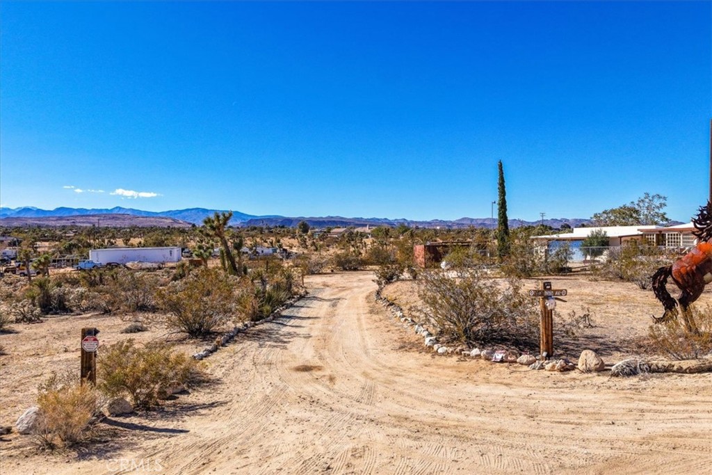 main property photo 7