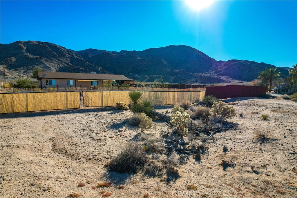 main property photo 18