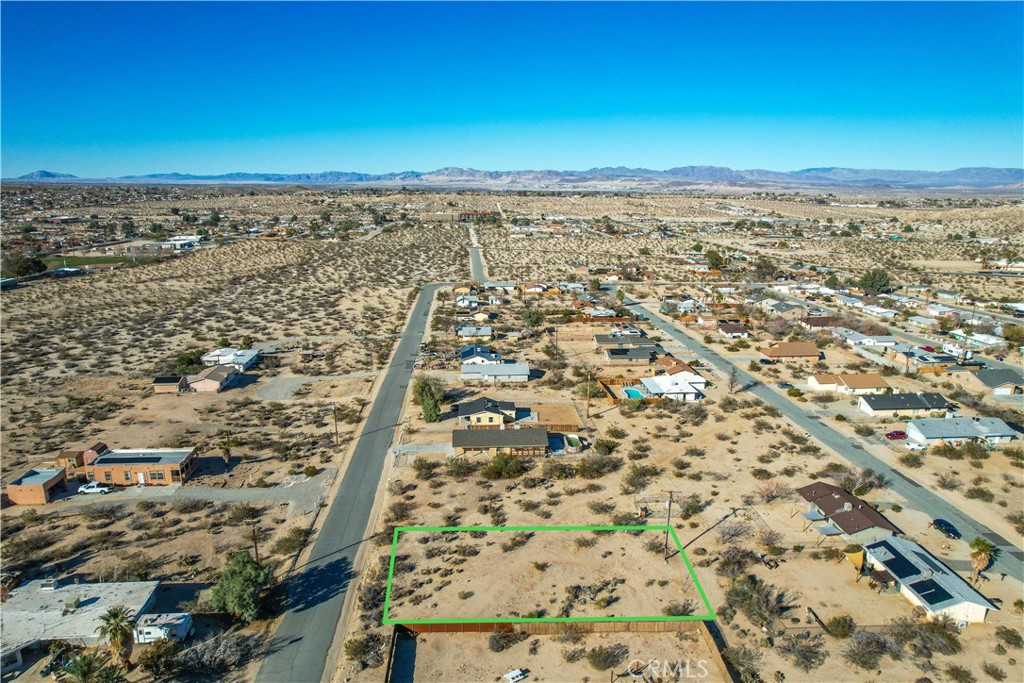 main property photo 4