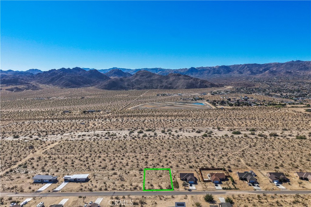 main property photo 11