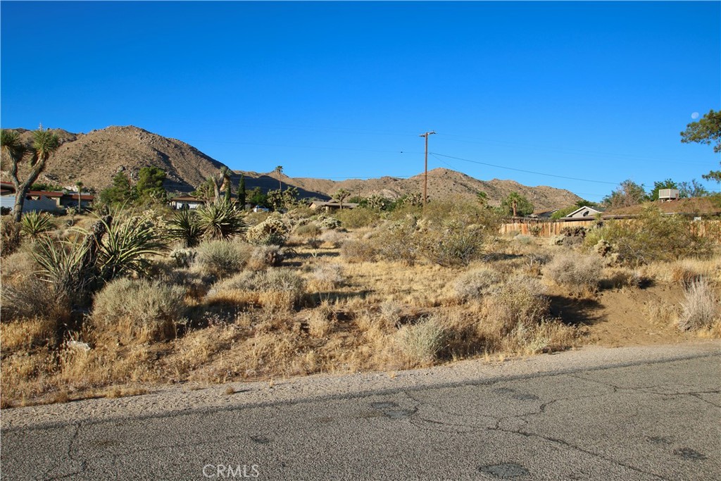 main property photo 12