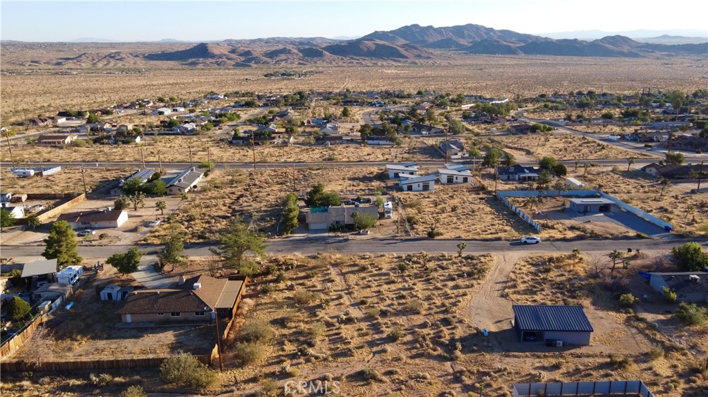 main property photo 6