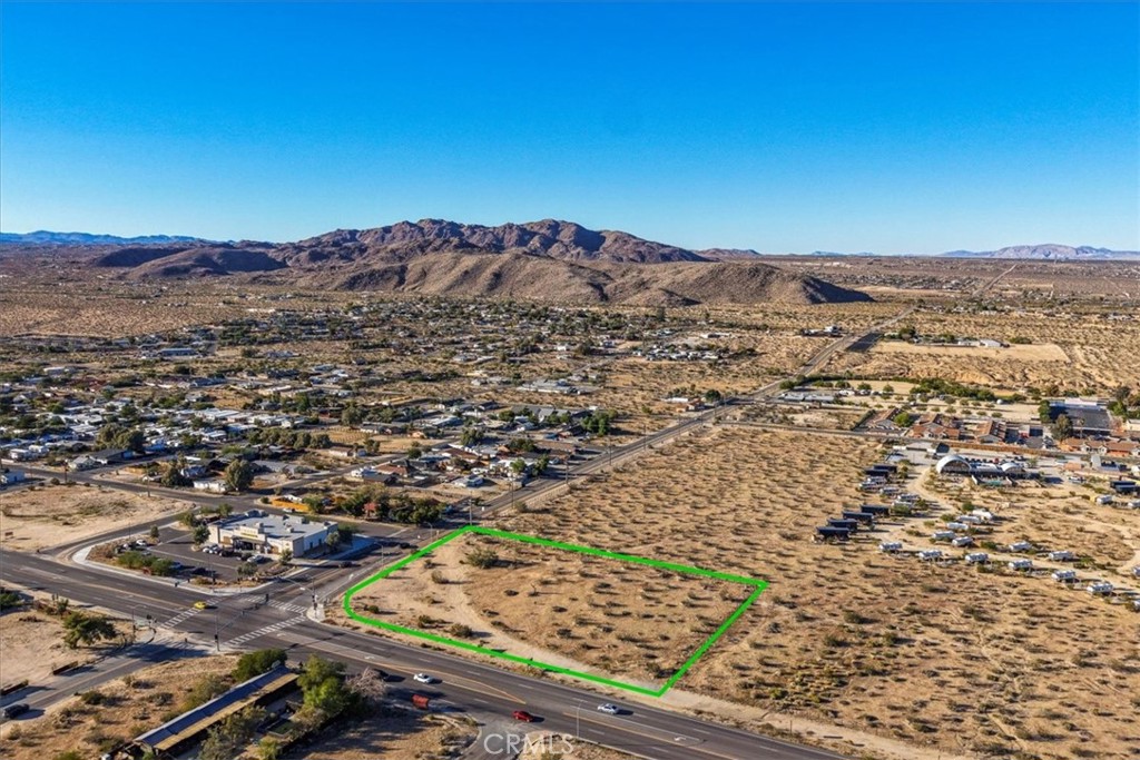 main property photo 19